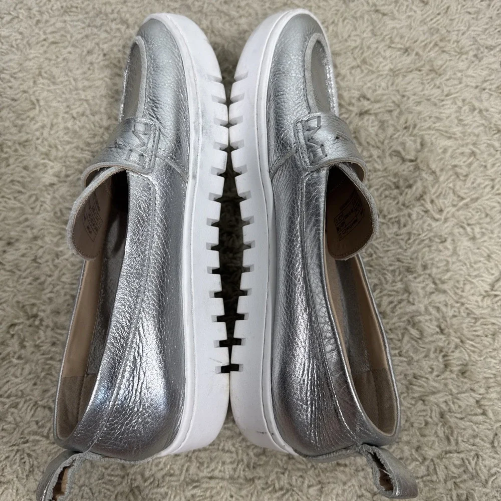 Vionic Uptown Silver Metallic Leather Slip On Comfort Loafers Women's 7M Bling